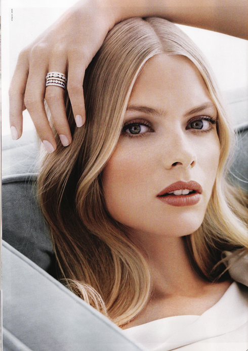 Julia Stegner Julia Stegner