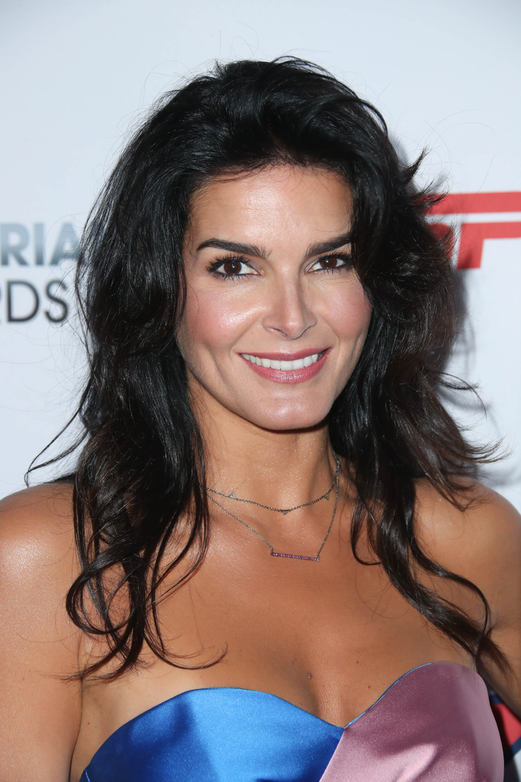 Angie Harmon Angie Harmon