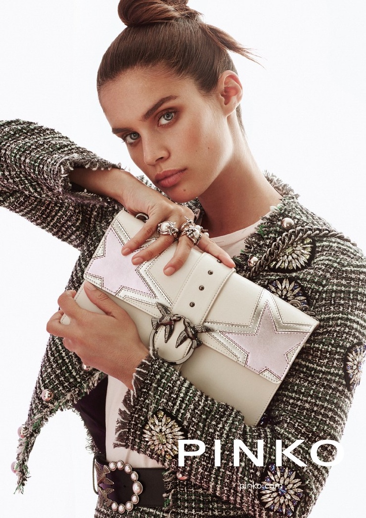 Sara Sampaio Sara Sampaio