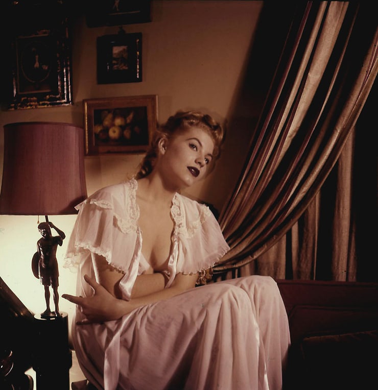 Eva Lynd