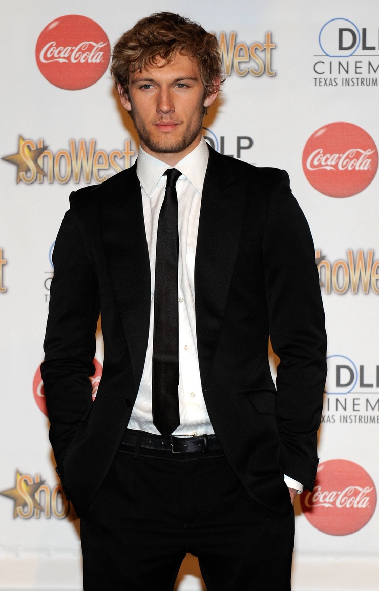 Alex Pettyfer