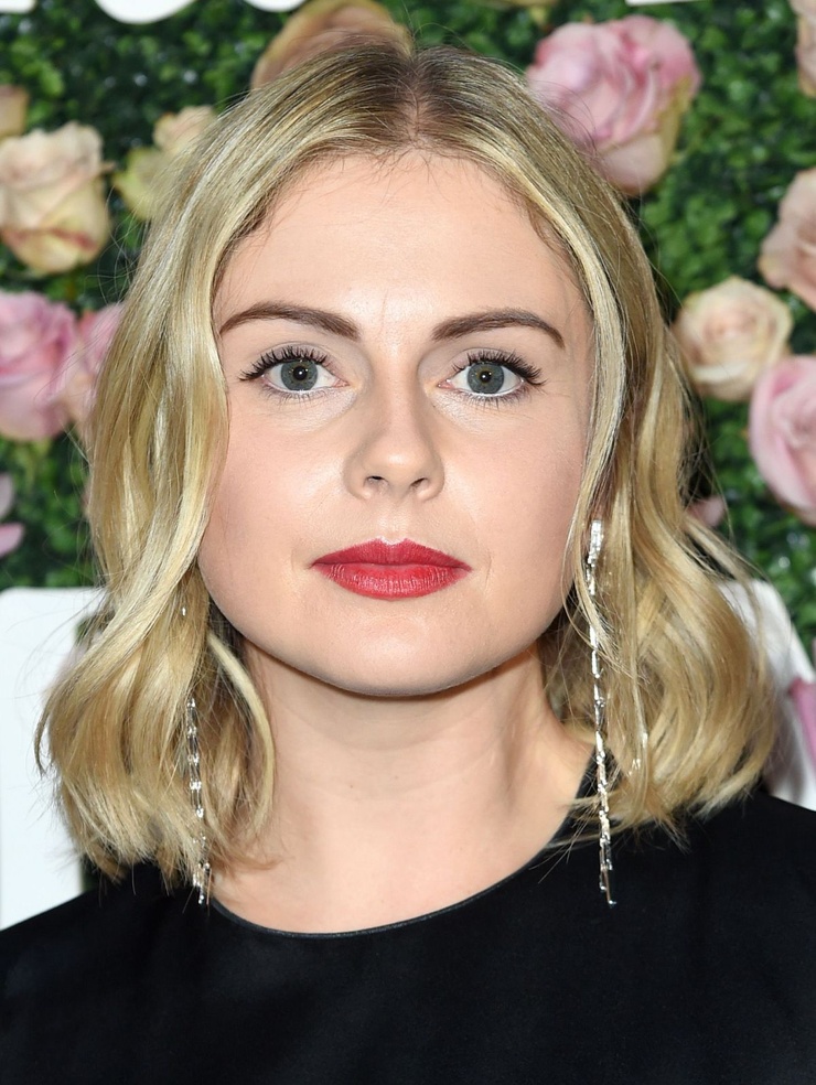 Rose McIver Rose McIver
