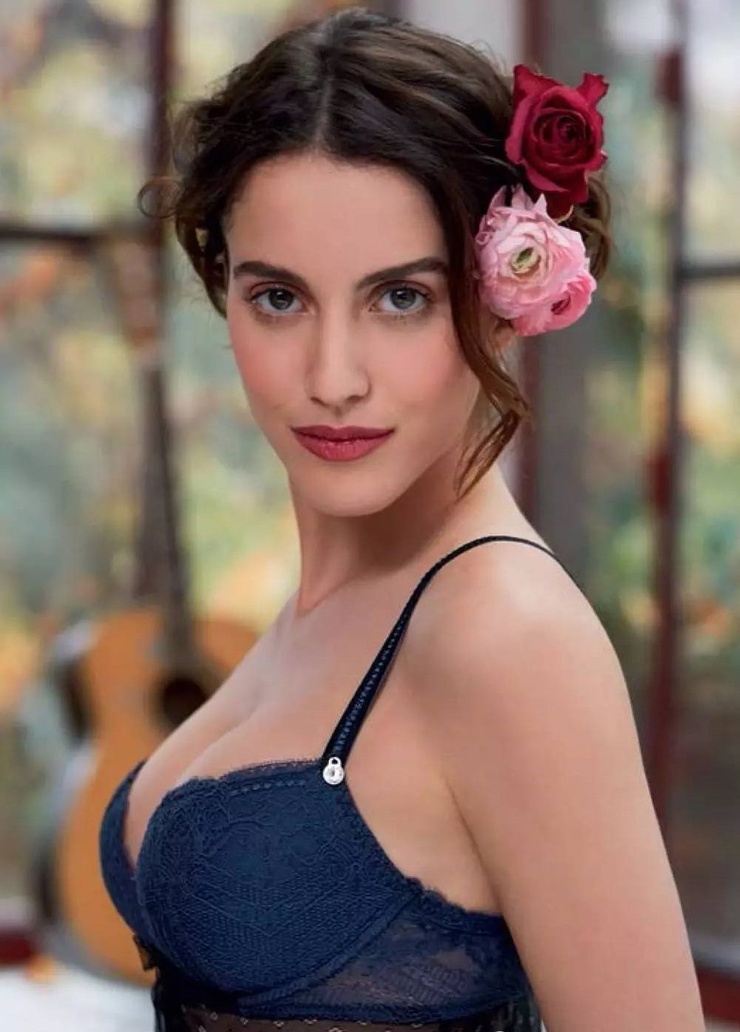Ana Rotili Ana Rotili