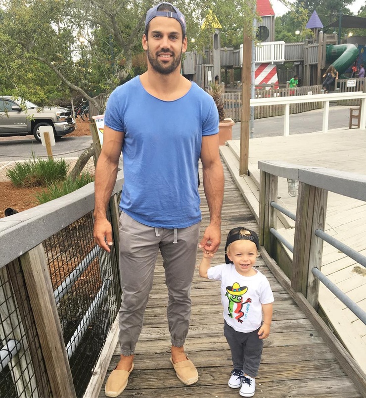 Eric Decker picture