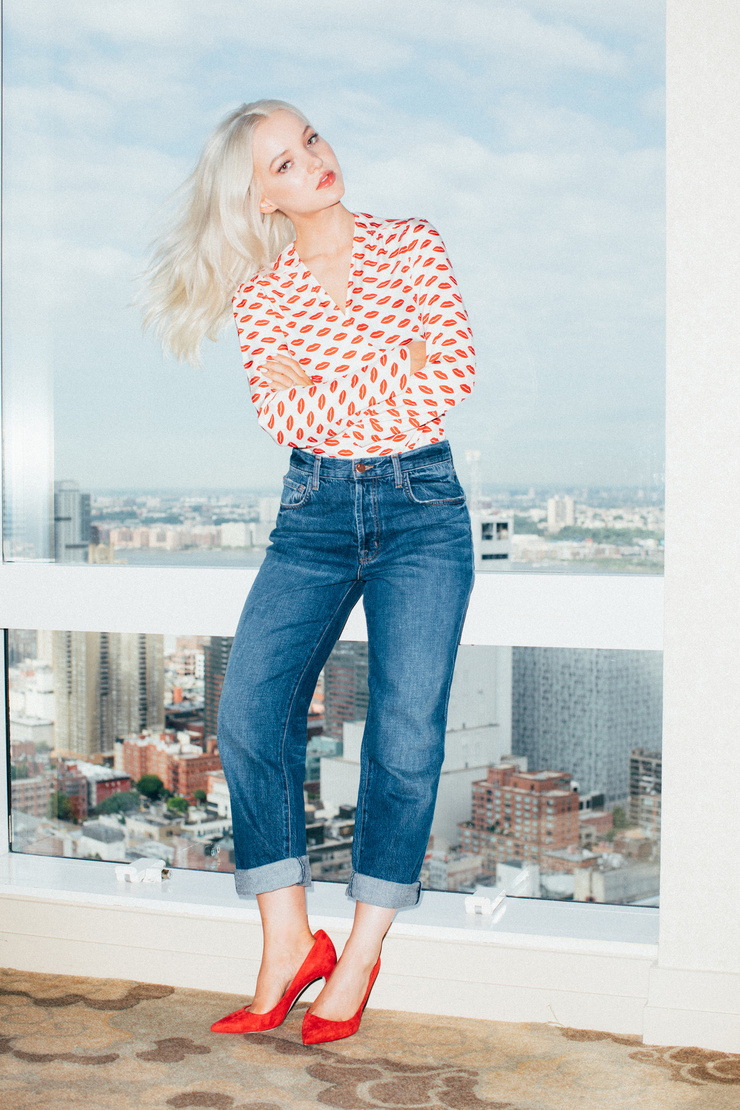 Dove Cameron