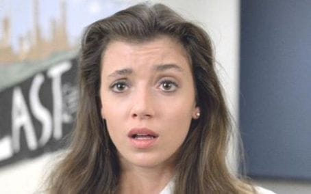 Mia Sara