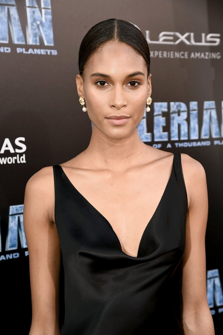 Cindy Bruna Cindy Bruna
