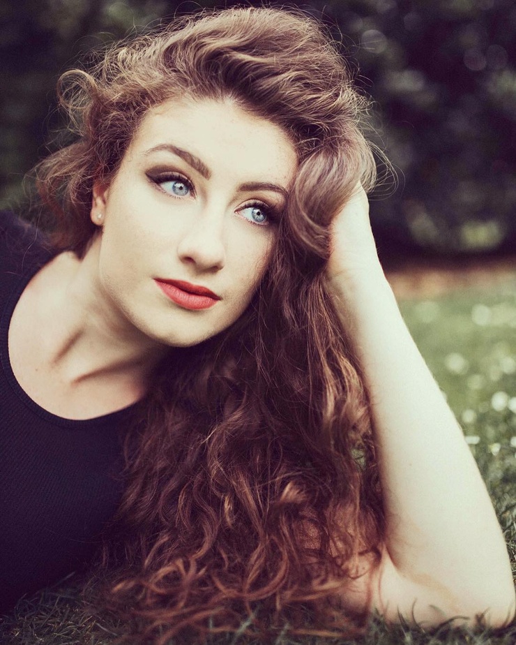 Amber Doig-Thorne Amber Doig-Thorne