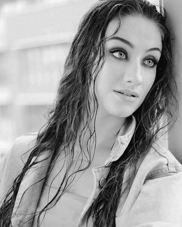 Amber Doig-Thorne Amber Doig-Thorne