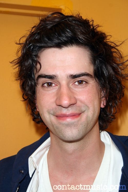 Picture of Hamish Linklater