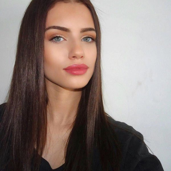 Elle Trowbridge