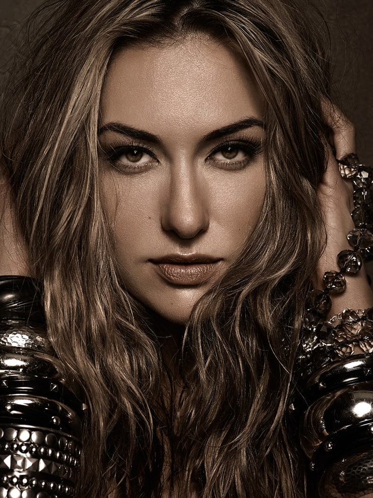 Picture of Tasya Teles