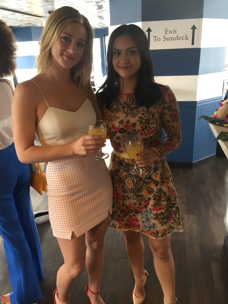 Lili Reinhart