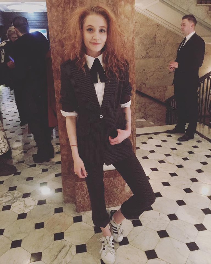 Janet Devlin Janet Devlin