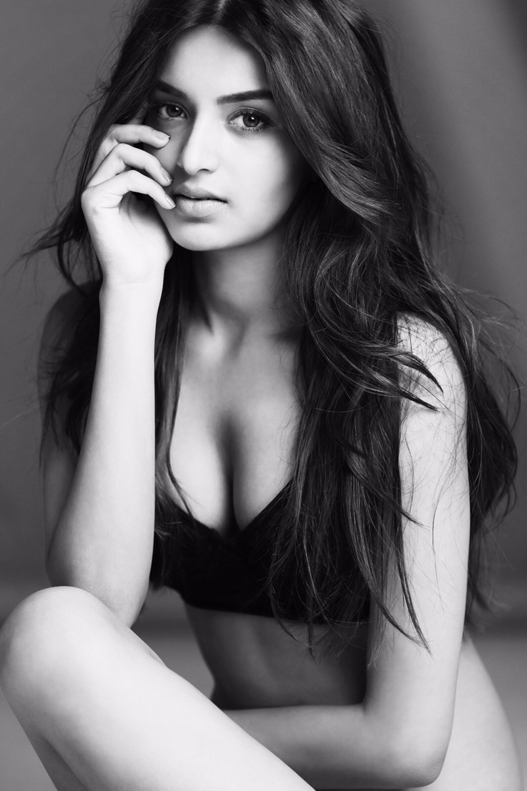 Nidhhi Agerwal