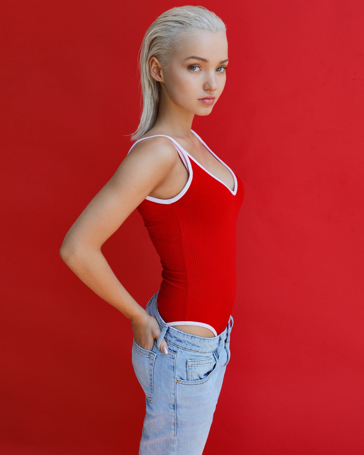 Dove Cameron