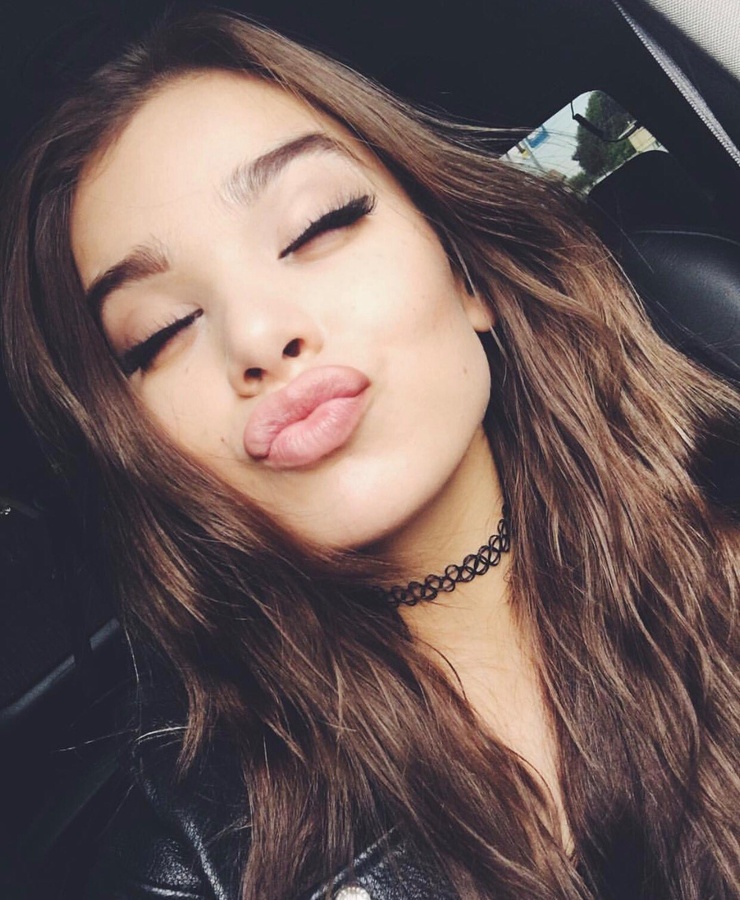 Hailee Steinfeld Hailee Steinfeld