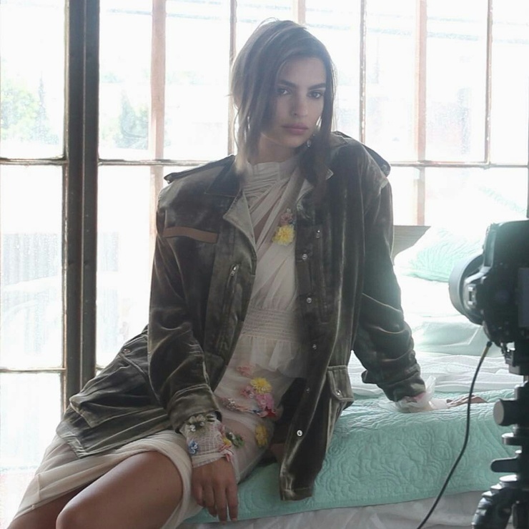 Emily Ratajkowski