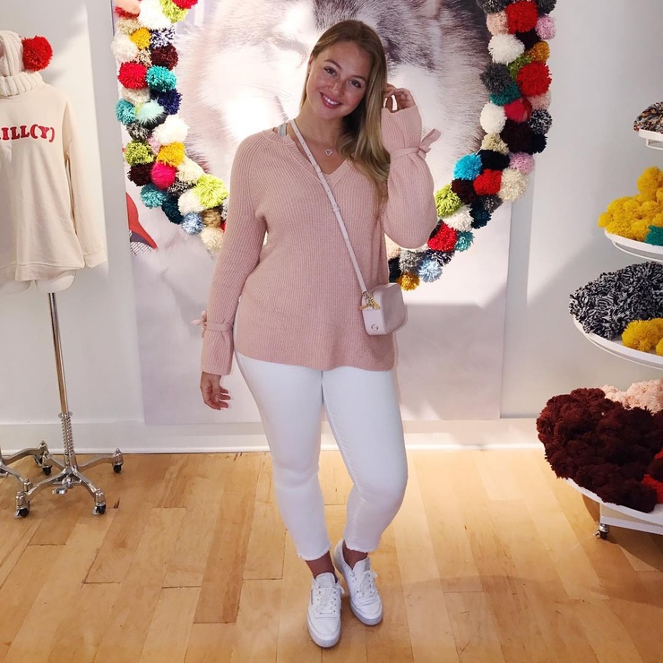 Iskra Lawrence