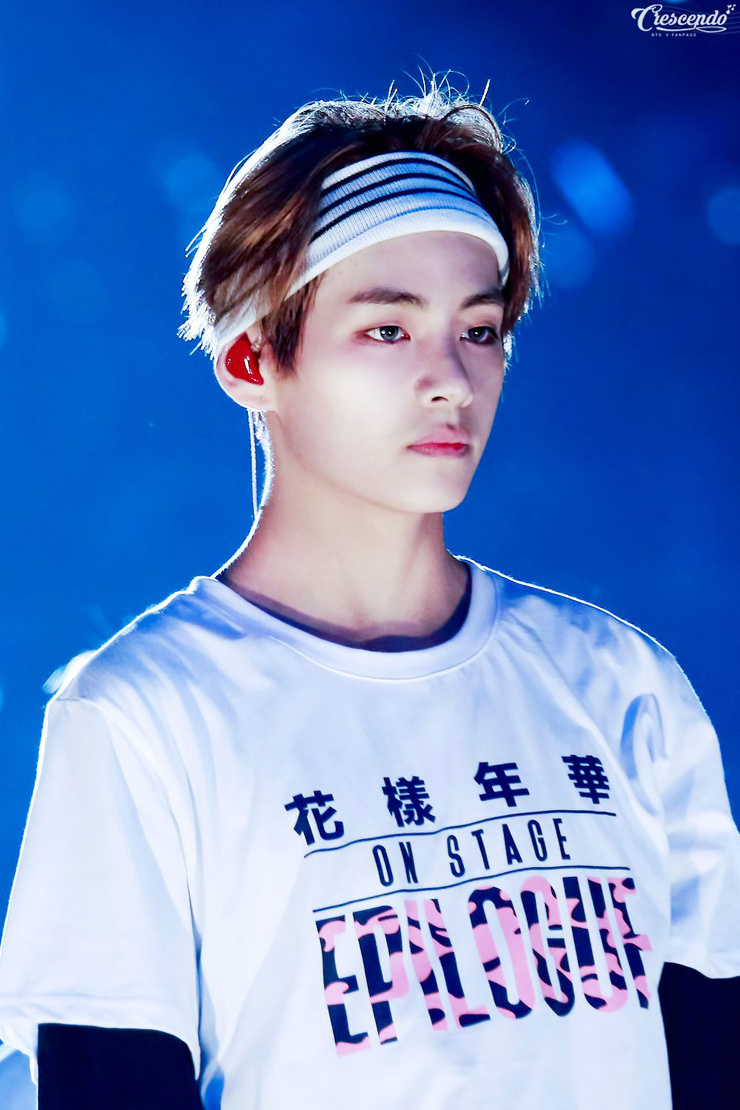 V (Kim Taehyung)