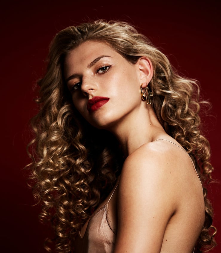 Talia Papantoniou Talia Papantoniou