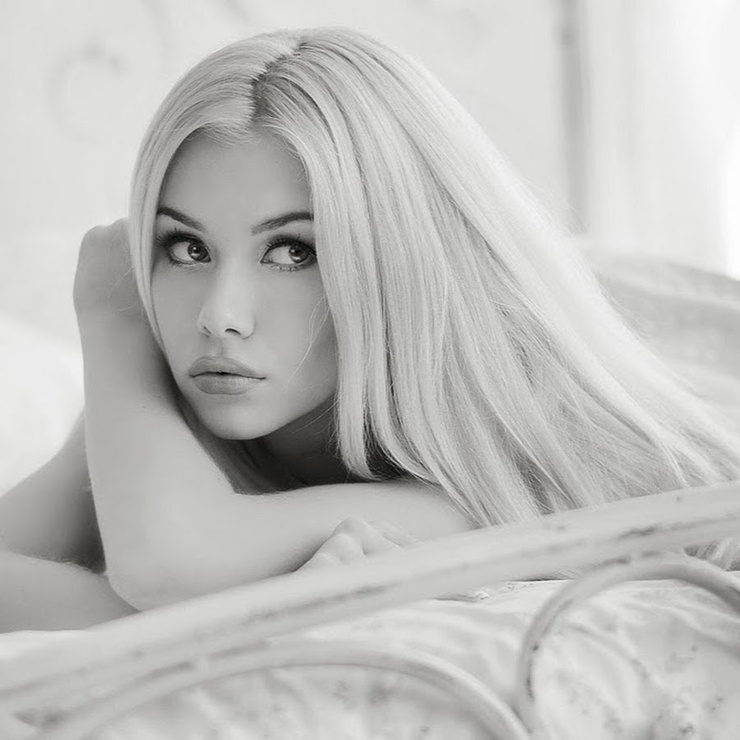 Viktoria Kristal Viktoria Kristal