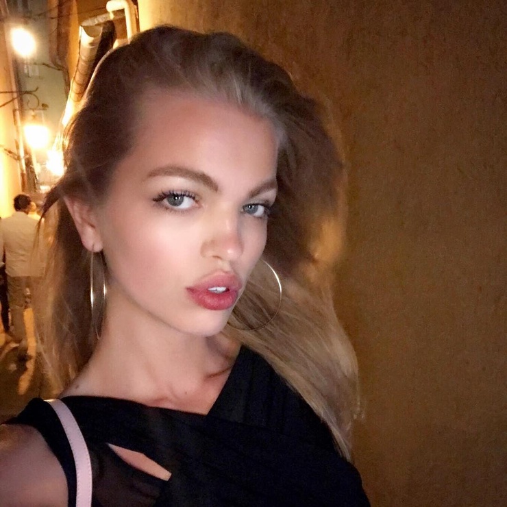 Daphne Groeneveld Daphne Groeneveld