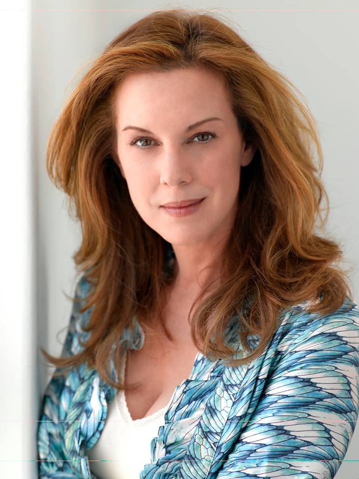 Elizabeth Perkins