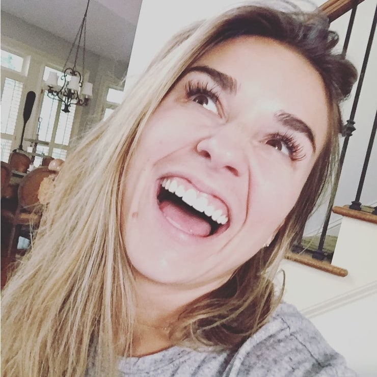 Jessie James Decker