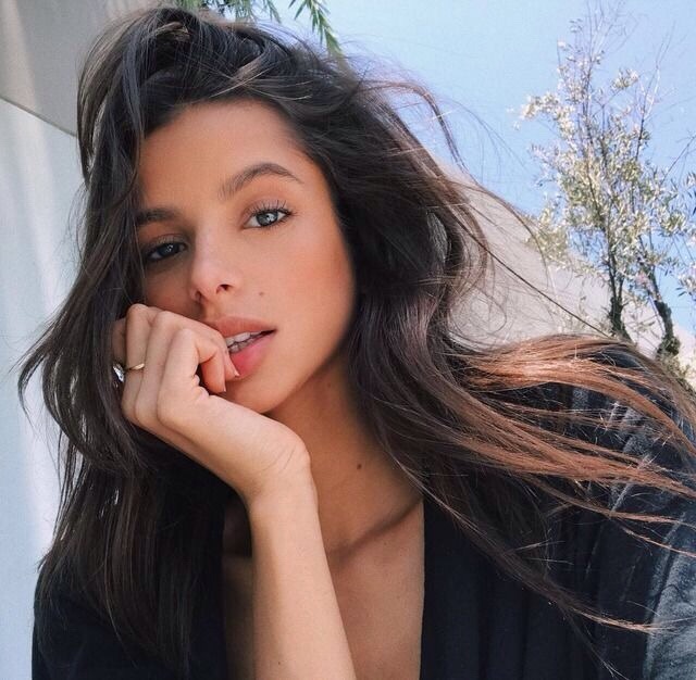 Bruna Lirio Bruna Lirio