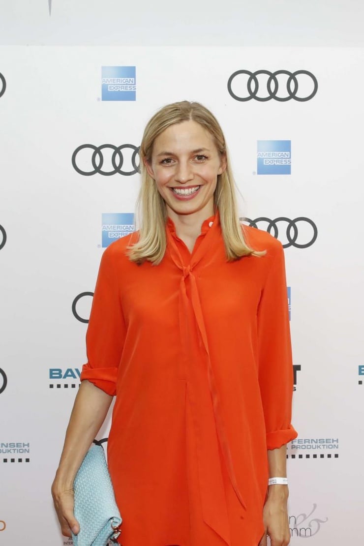 Annika Blendl Annika Blendl