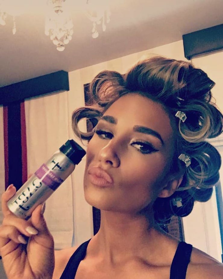 Jessie James Decker