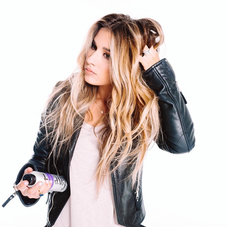 Jessie James Decker