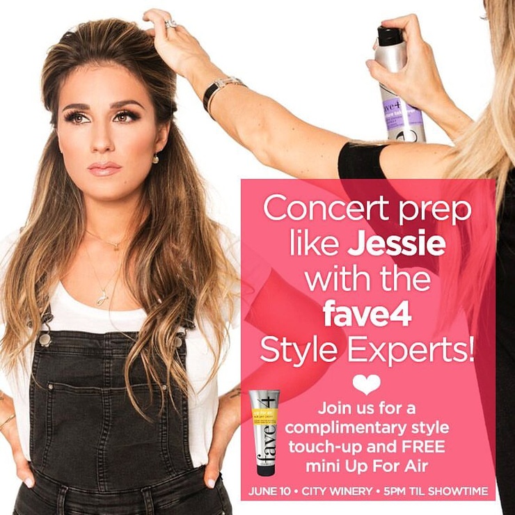 Jessie James Decker