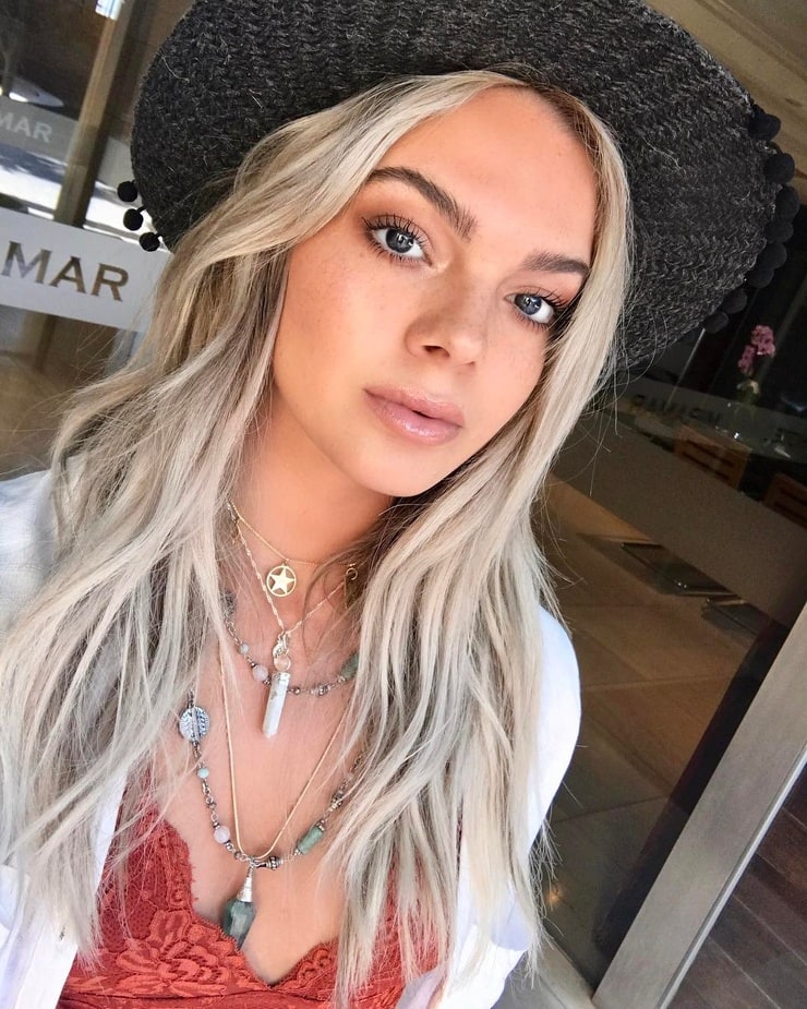 Picture of Louisa Johnson