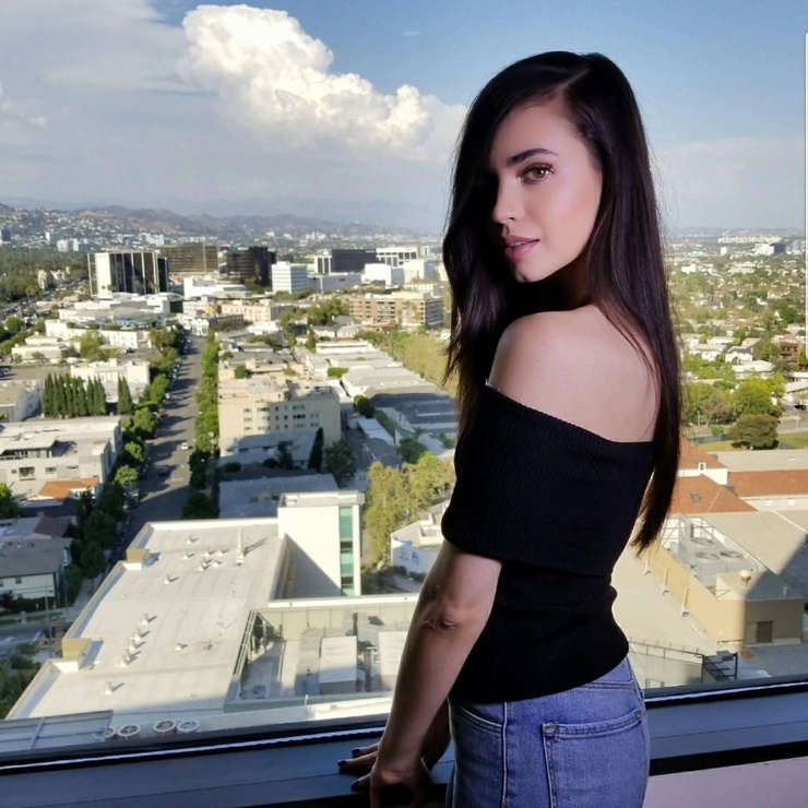Sofia Carson