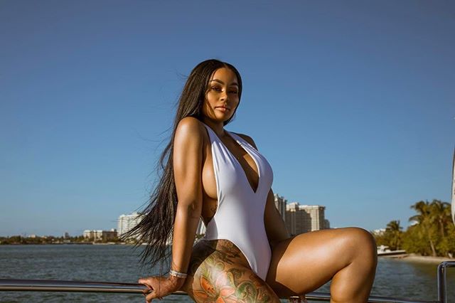Angela 