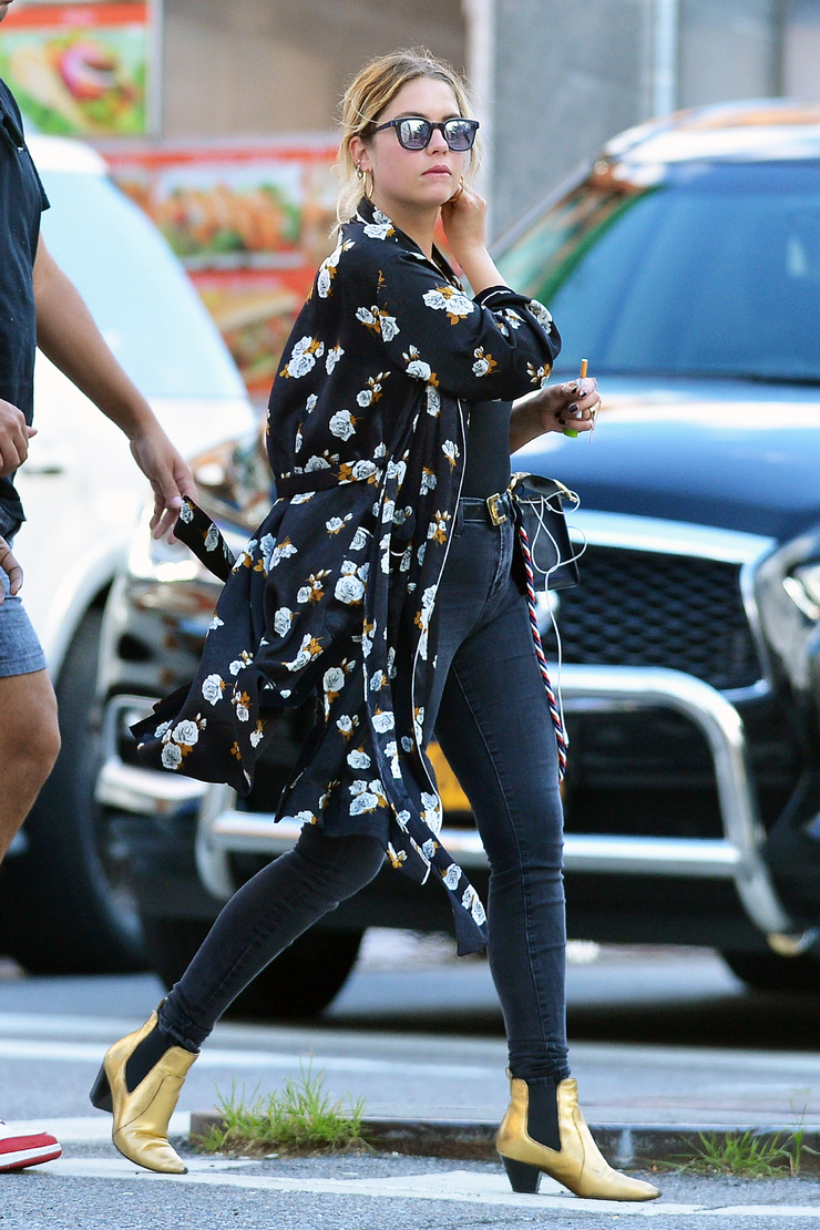 Ashley Benson Ashley Benson