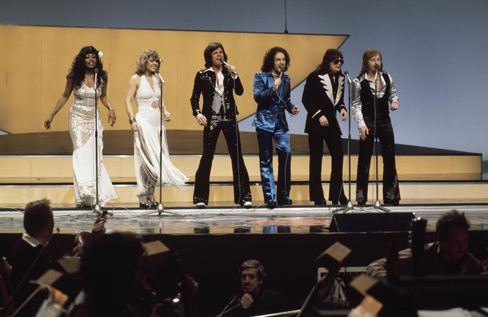 Les Humphries Singers