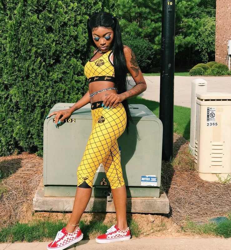 Picture of Asian Doll