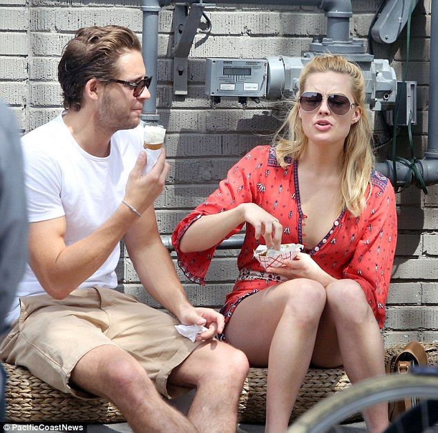 Margot Robbie