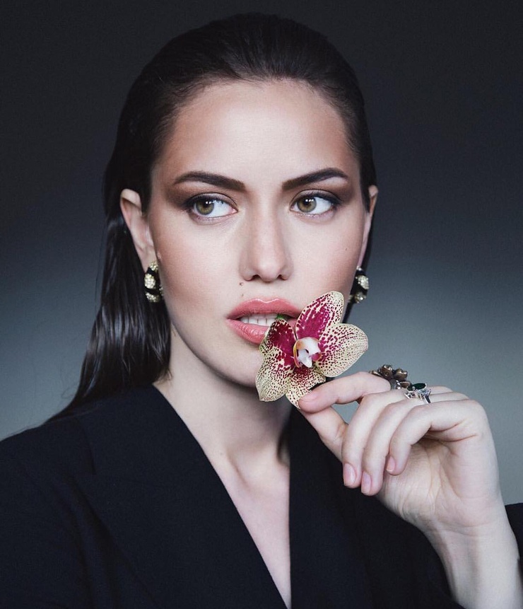 Fahriye Evcen