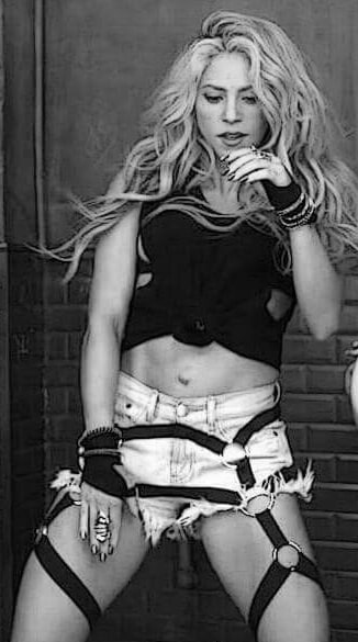 Shakira Shakira