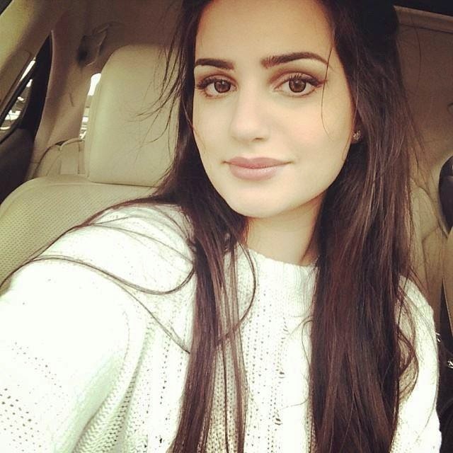 Mariam Alkharafi Mariam Alkharafi