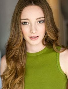 Emma Dumont