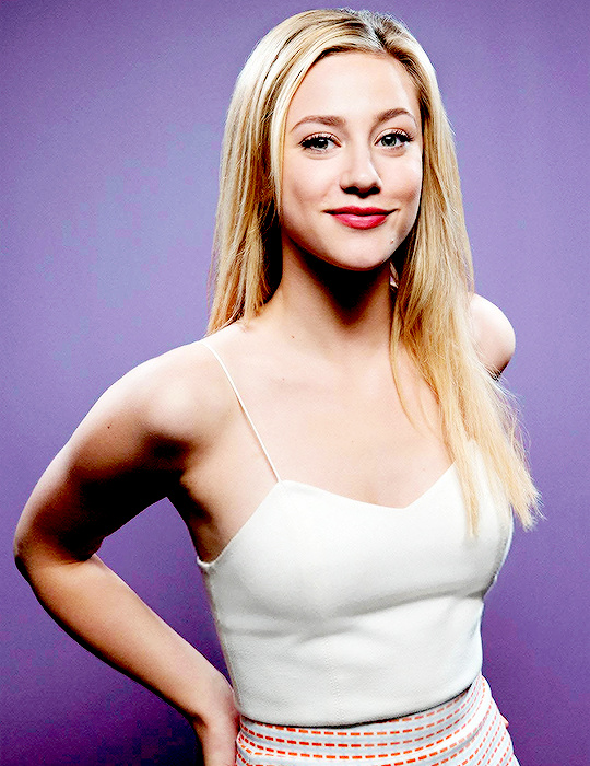 Lili Reinhart Lili Reinhart