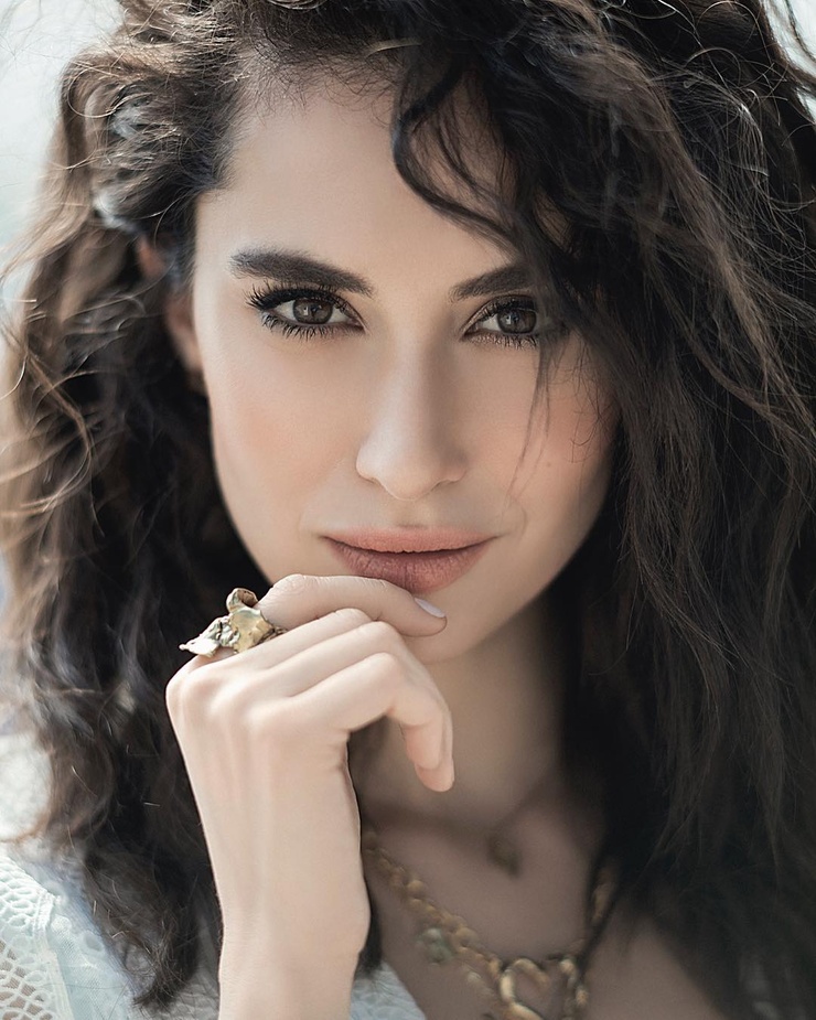 Hande Dogandemir Hande Dogandemir