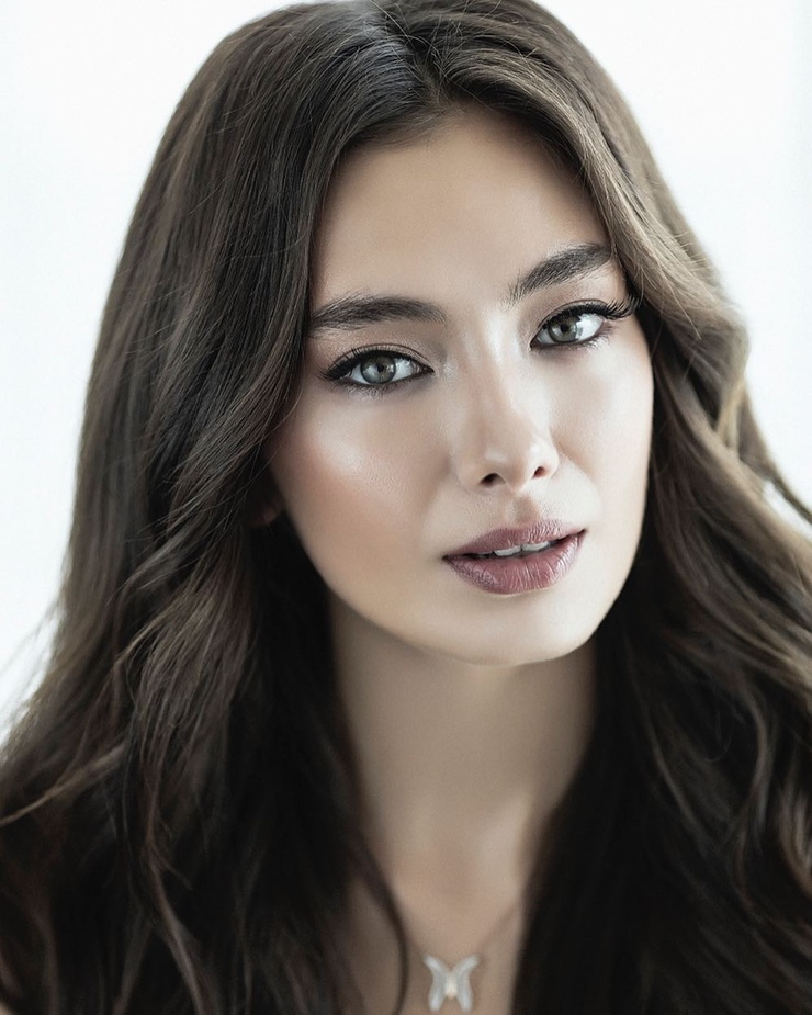 Neslihan Atagül Neslihan Atagül
