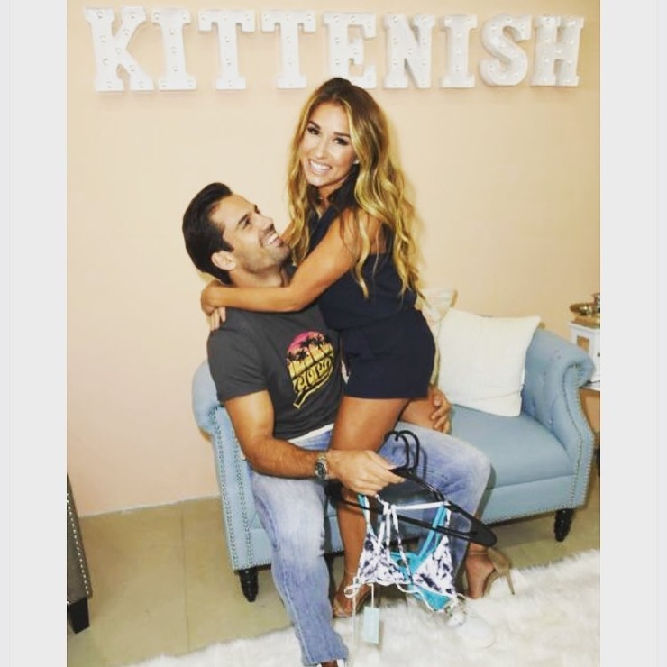 Jessie James Decker