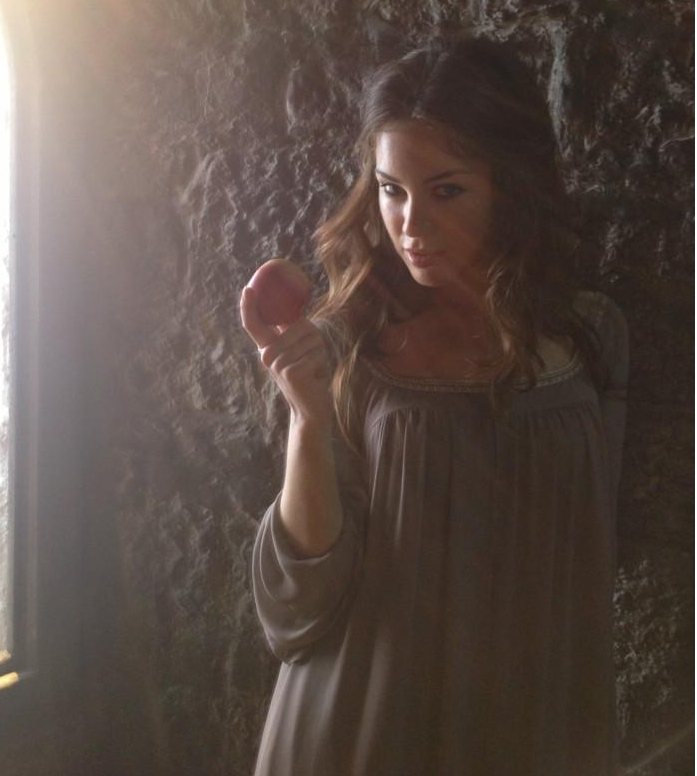 Roxanne McKee